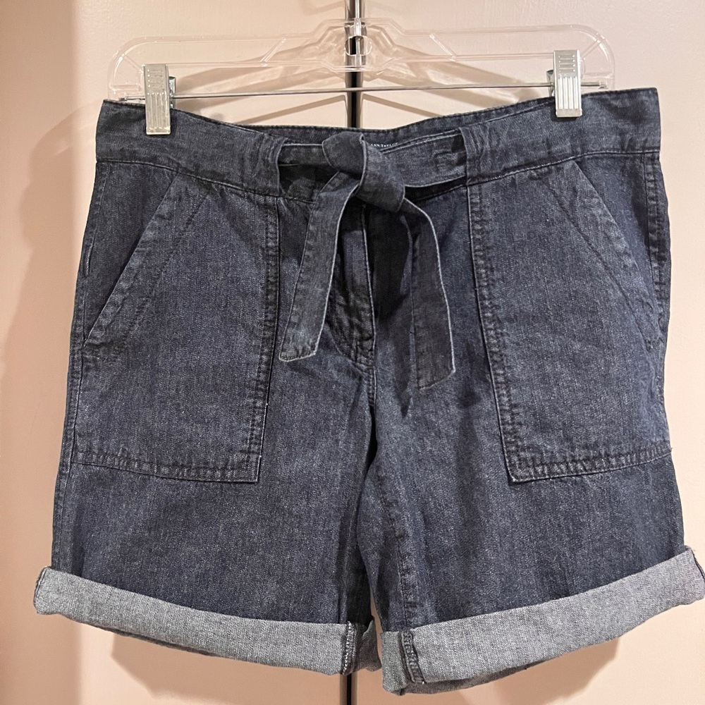 LOFT denim shorts NWT size 2